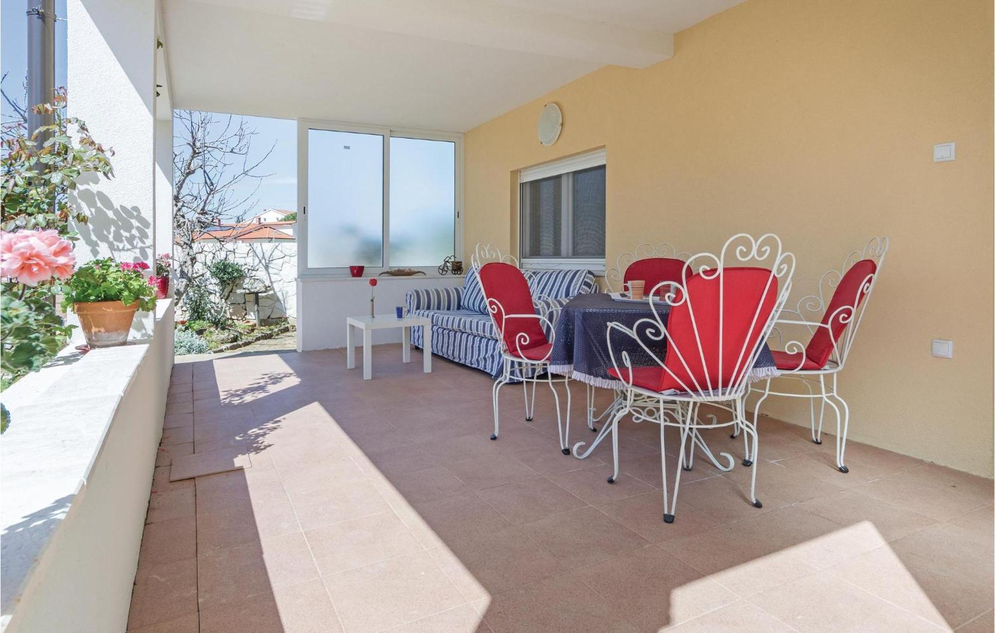 Awesome Apartment In Fazana With Wifi Экстерьер фото
